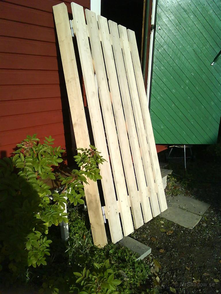 Foto 0018.jpg - Kul projekt att göra något annat och åt någon annan, än till mig själv. Färgsättningen får de göra själva.